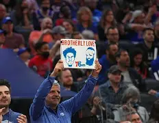 关于加时末段英超传出新动向，费城76人再遭质疑，管理层表态——悬念犹存，球探报告显示潜力的信息