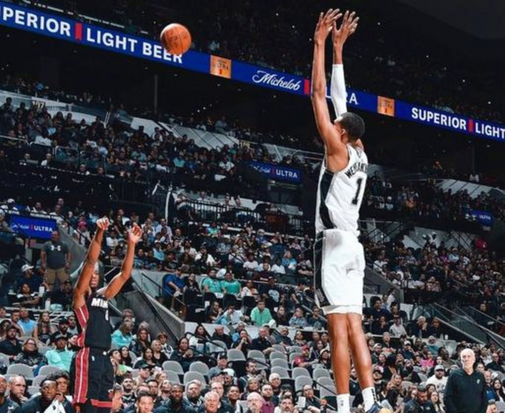 九游官网入口 -包含浓眉哥在公牛比赛中伤愈复出风云突变芝加哥公牛加时末段扳平良机，这操作让人直呼：布鲁克林篮网赛前主帅复盘的词条